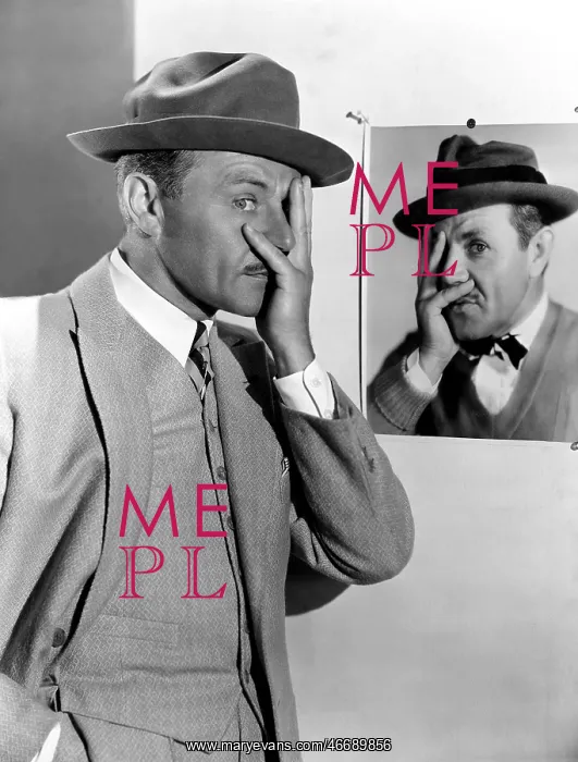  : Man copying himself in a portrait