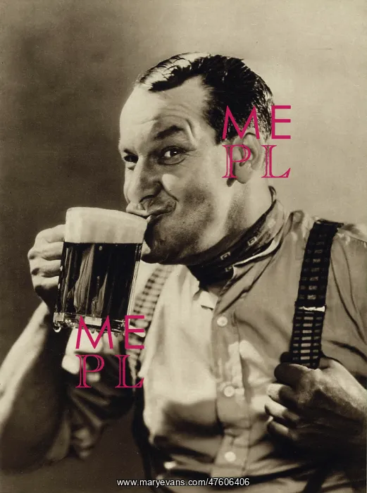 : Man enjoying a pint of beer : Man enjoying a pint of beer