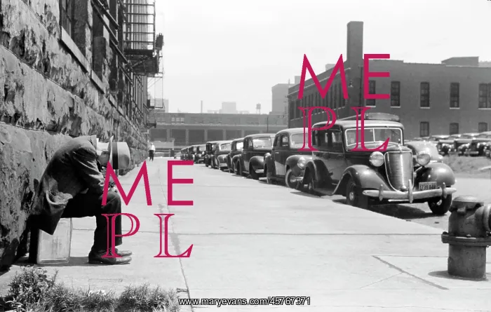 : Man - homeless - poverty - poor - Chicago : Man - homeless - poverty - poor - Chicago