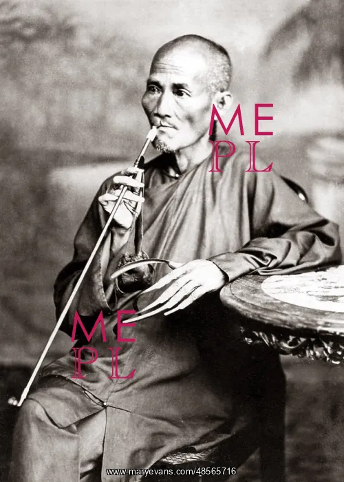 : Man with long fingernails and pipe China, circa 1880s : Man with long fingernails and pipe China, circa 1880s