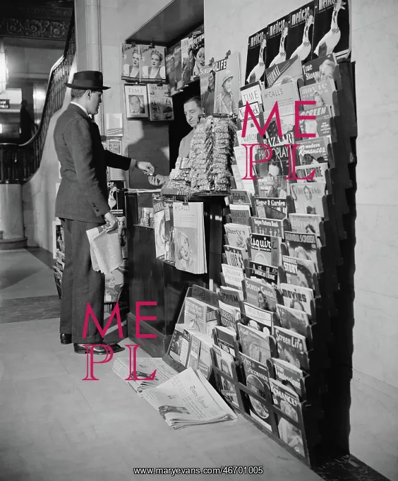 : Man - Newsstand - Occupations : Man - Newsstand - Occupations