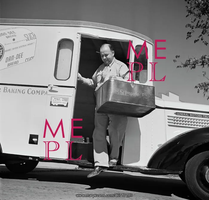 : Man - Occupations - Employment - Wwii : Man - Occupations - Employment - Wwii
