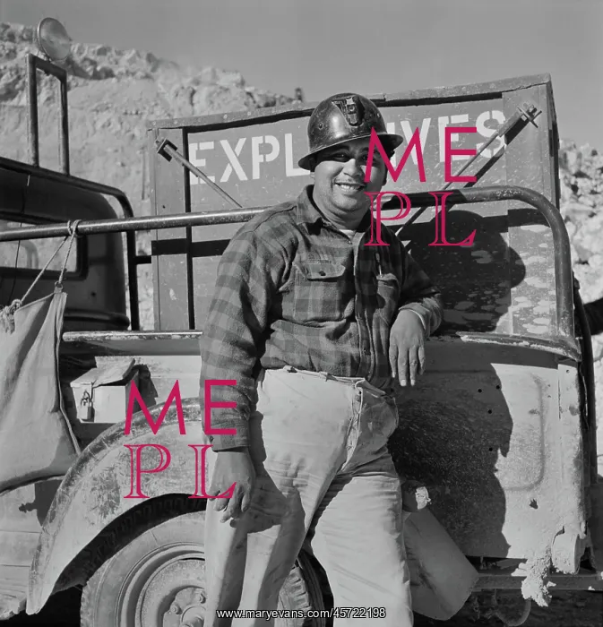 : Man - occupations - mining WWII : Man - occupations - mining WWII