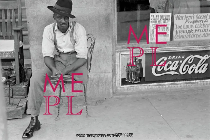 : Man - occupations - shoe shine - amputee : Man - occupations - shoe shine - amputee