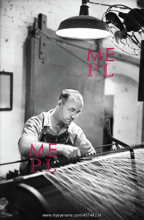 : Man - Occupations - Textiles - Factory : Man - Occupations - Textiles - Factory