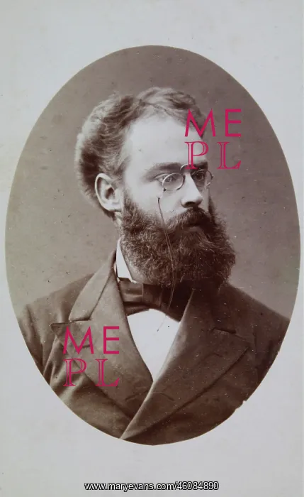  : Man with pince-nez and beard and neck loop
