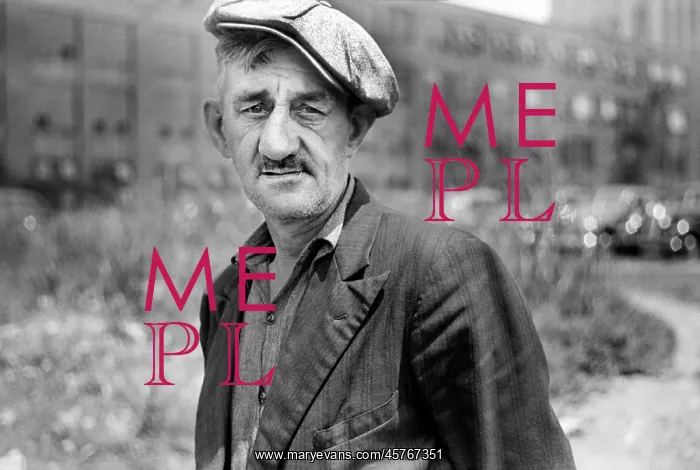 : Man - portrait - leisure - vagrant - Chicago : Man - portrait - leisure - vagrant - Chicago