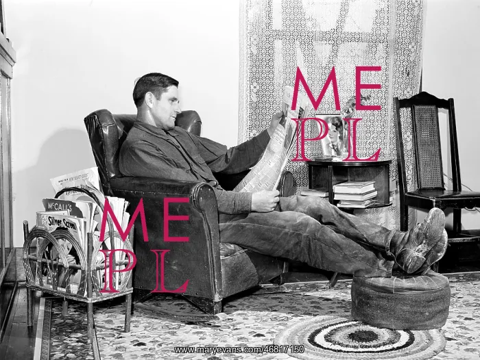 : man - reading - relaxation - leisure activities : man - reading - relaxation - leisure activities