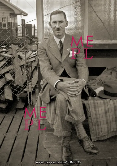 : Man at the seaside : Man at the seaside