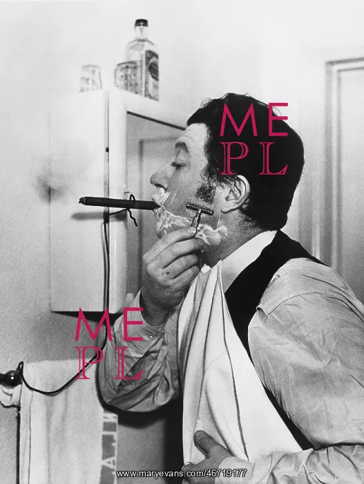 : Man smoking cigar and shaving : Man smoking cigar and shaving