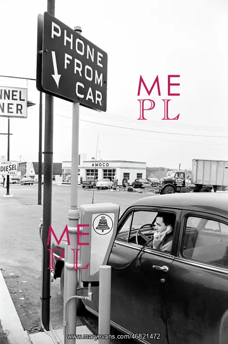 : man - telephone - convenience - car : man - telephone - convenience - car
