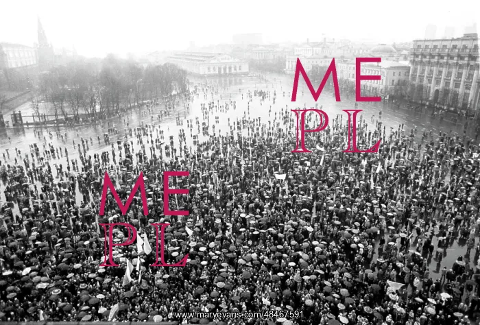 : Manege Square rally in support of 1991 presidential : Manege Square rally in support of 1991 presidential