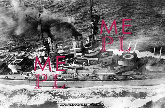 : Maneuver of a battleship of the Imperial Navy : Maneuver of a battleship of the Imperial Navy