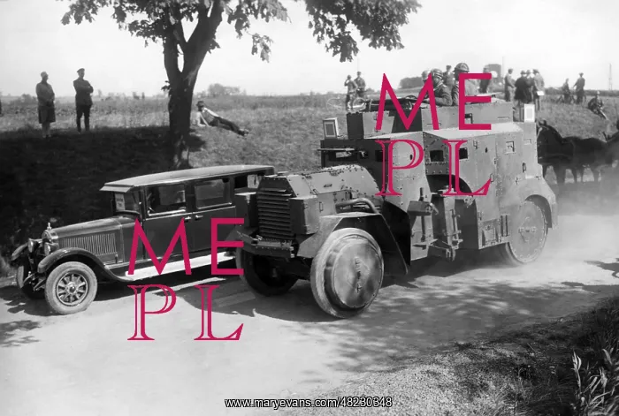 : Maneuvers with armored vehicle, 1928 : Maneuvers with armored vehicle, 1928
