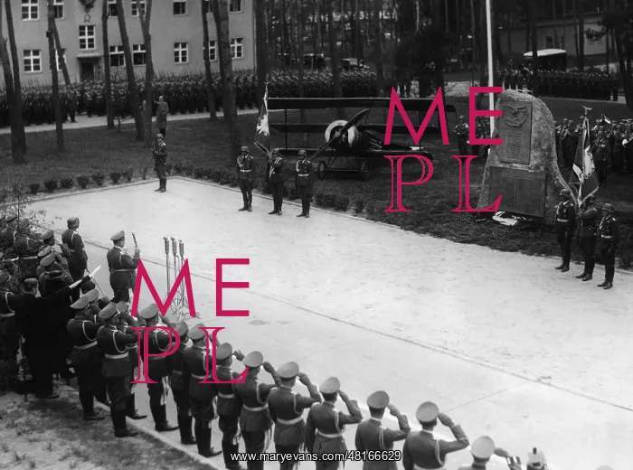 : Manfred Freiherr von Richthofen : Manfred Freiherr von Richthofen