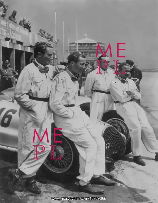 : Manfred von Brauchitsch, Richard Seaman, Hermann Lang and : Manfred von Brauchitsch, Richard Seaman, Hermann Lang and