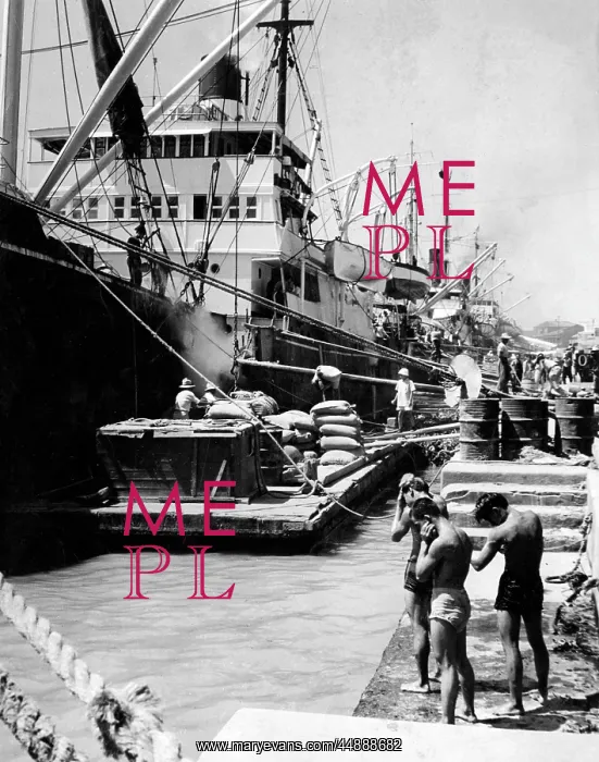 : MANILA DOCKS : MANILA DOCKS