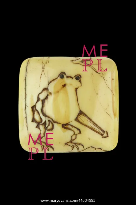 : Manju netsuke with a frog holding an umbrella : Manju netsuke with a frog holding an umbrella