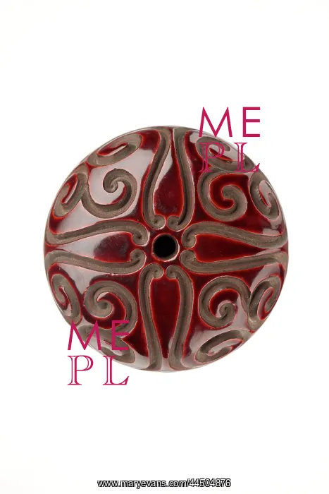 : Manju netsuke with geometric guri patterning : Manju netsuke with geometric guri patterning