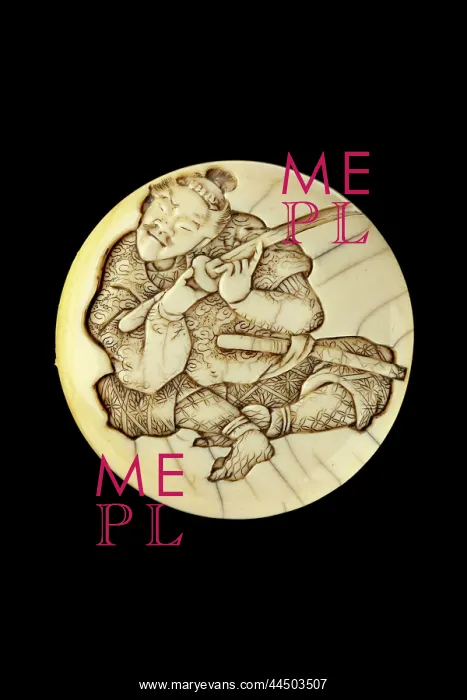 : Manju netsuke - a samurai testing the sharpness of his sword : Manju netsuke - a samurai testing the sharpness of his sword