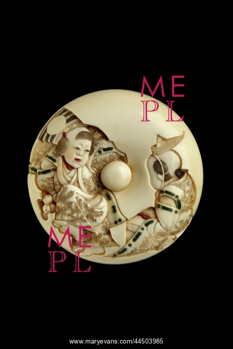 : Manju netsuke - a Sanbaso dancer and mask box bearer : Manju netsuke - a Sanbaso dancer and mask box bearer