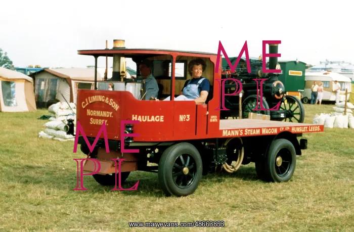 : Mann's Steam Wagon scale replica : Mann's Steam Wagon scale replica