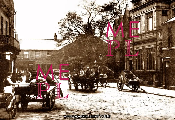 : Manor Square, Otley early 1900's : Manor Square, Otley early 1900's
