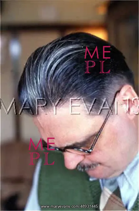 : MAN'S HAIRSTYLE 1940S : MAN'S HAIRSTYLE 1940S