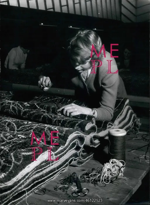 : Manufacturing - Sewing - Textiles - Weaving : Manufacturing - Sewing - Textiles - Weaving