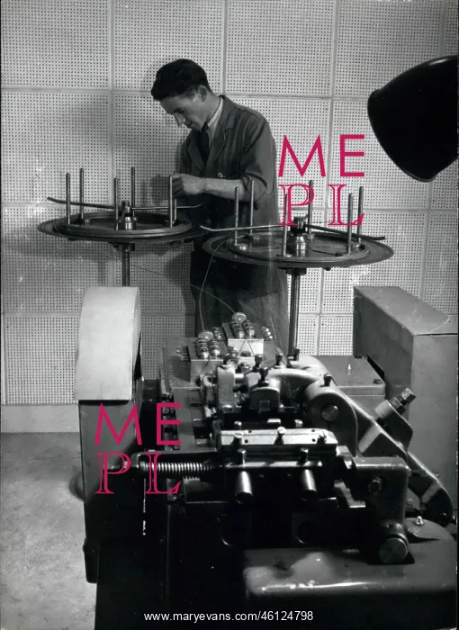 : Manufacturing - Sewing - Textiles - Weaving : Manufacturing - Sewing - Textiles - Weaving