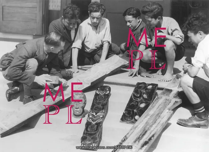 : MAORI WOODCARVING : MAORI WOODCARVING