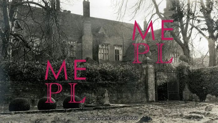 : Mapledurham House, Mapledurham, near Reading, Oxfordshire : Mapledurham House, Mapledurham, near Reading, Oxfordshire
