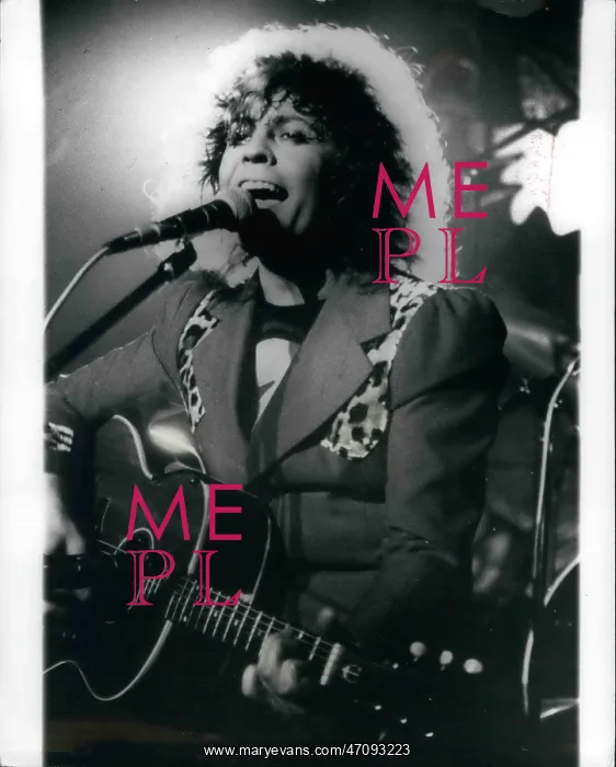 : Marc Bolan performing with T-Rex, London : Marc Bolan performing with T-Rex, London