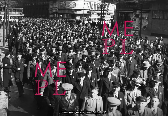 : March in Berlin on May 1, 1936 : March in Berlin on May 1, 1936