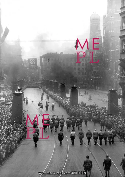 : March to commemorate the Beer Hall Putsch, 1935 : March to commemorate the Beer Hall Putsch, 1935