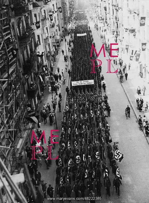 : March to the May Day rally in Berlin, 1934 : March to the May Day rally in Berlin, 1934