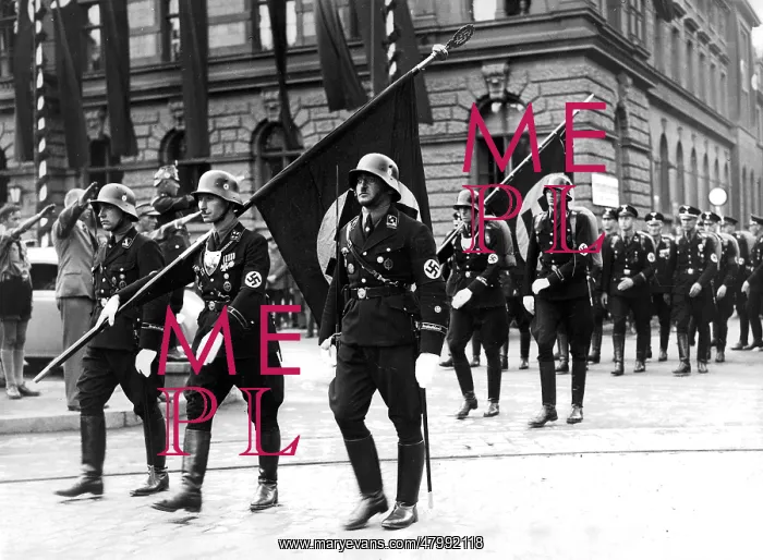 : March of Old Fighters with Blood Order Flag, Weimar : March of Old Fighters with Blood Order Flag, Weimar