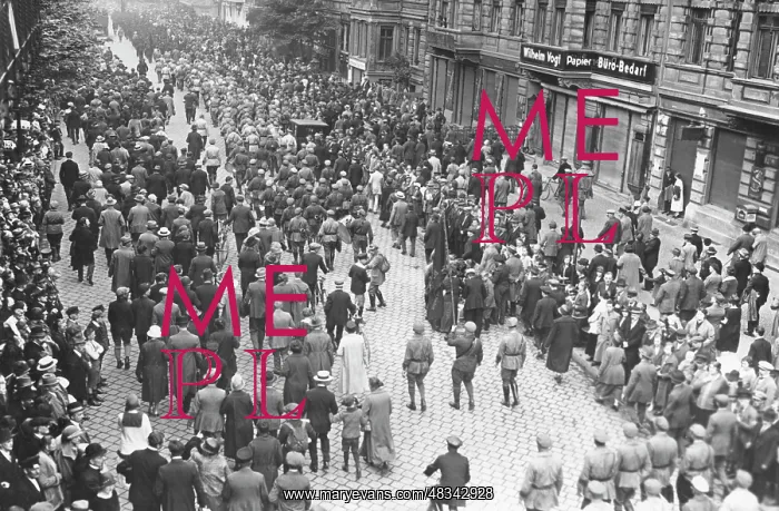 : March of the Roter Frontkaempferbund, 1926 : March of the Roter Frontkaempferbund, 1926