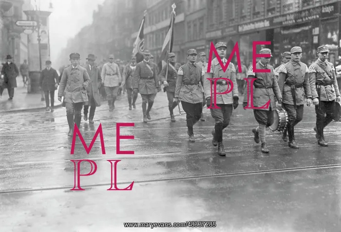 : The march of the Stahlhelm in Berlin, 1926 : The march of the Stahlhelm in Berlin, 1926