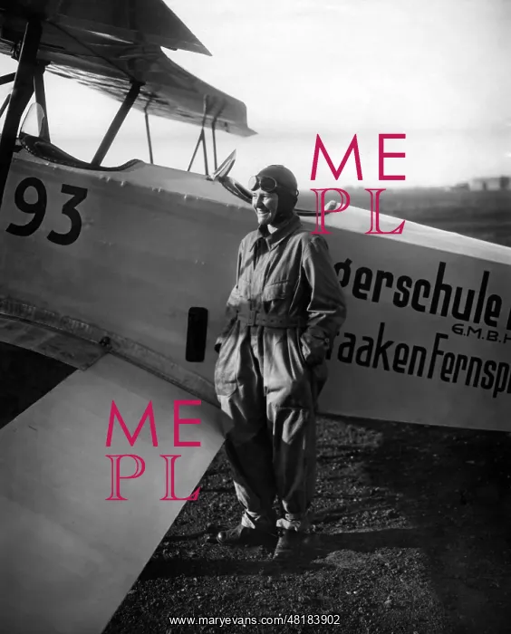 : Marga von Etzdorf, 1927 : Marga von Etzdorf, 1927