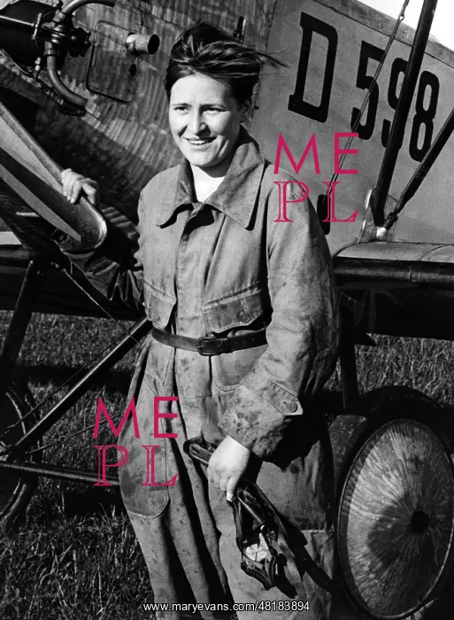 : Marga von Etzdorf, 1931 : Marga von Etzdorf, 1931