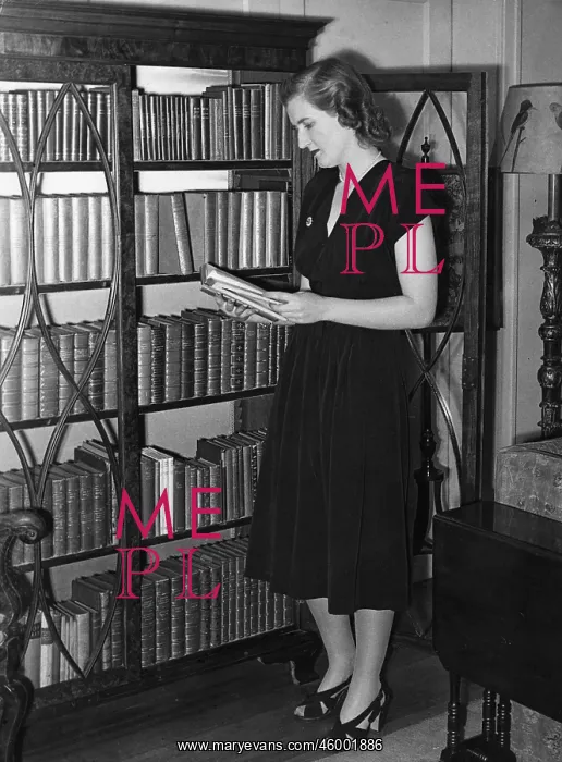 : Margaret Elphinstone : Margaret Elphinstone