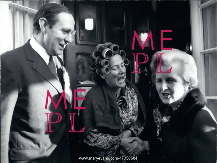 : Margaret Thatcher campaigning for an election : Margaret Thatcher campaigning for an election