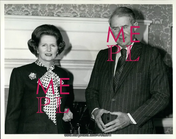 : Margaret Thatcher and Cyrus Vance, London : Margaret Thatcher and Cyrus Vance, London
