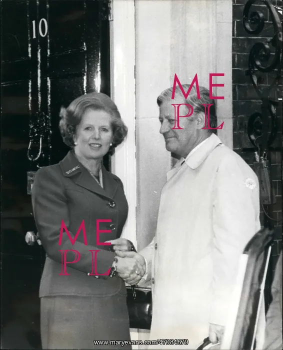 : Margaret Thatcher and Helmut Schmidt, London : Margaret Thatcher and Helmut Schmidt, London