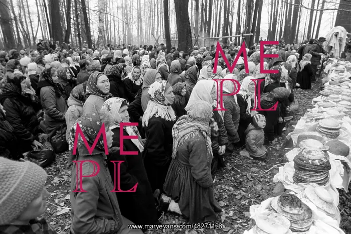 : Mari prayerful meeting, 1991 : Mari prayerful meeting, 1991