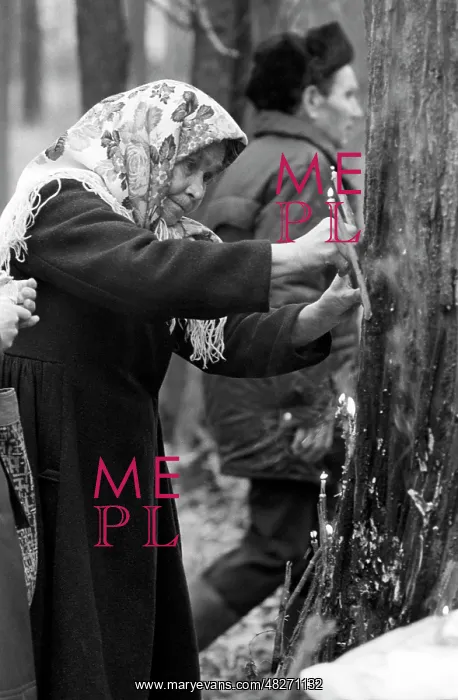 : Mari prayerful meeting, 1991 : Mari prayerful meeting, 1991