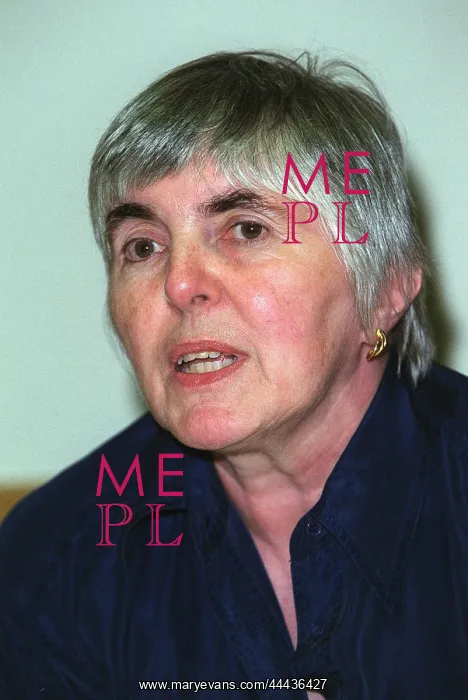  : Maria Fyfe
