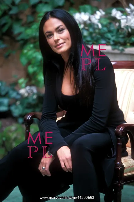: Maria Grazia Cucinotta : Maria Grazia Cucinotta