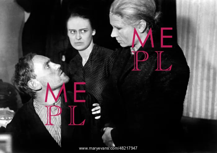 : Maria Koppenhoefer : Maria Koppenhoefer